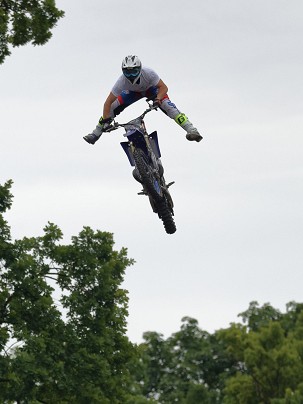 Ugratás Motorral 2 fotó